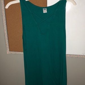 Criss cross tank